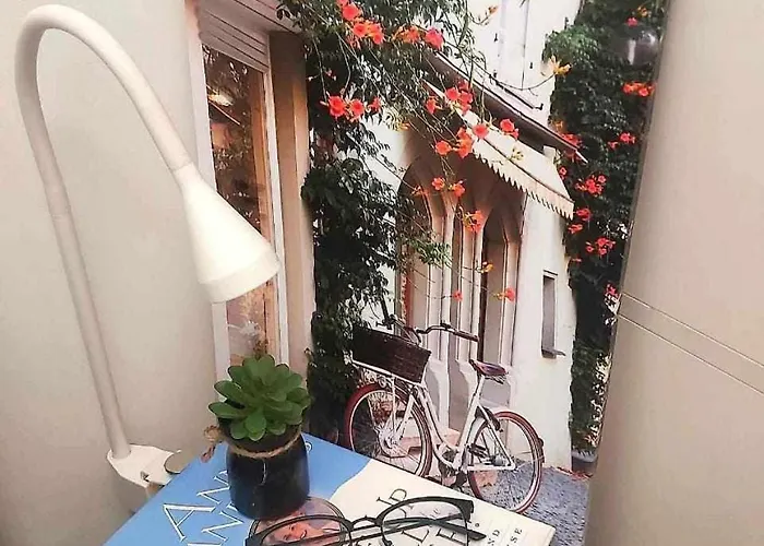 Hotel Balay Hayahay Fame Residences Manila